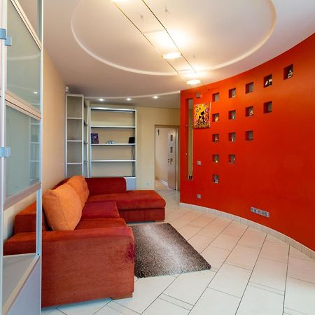 Royal Apartment On Pushkinskaya Kharkiv Eksteriør billede