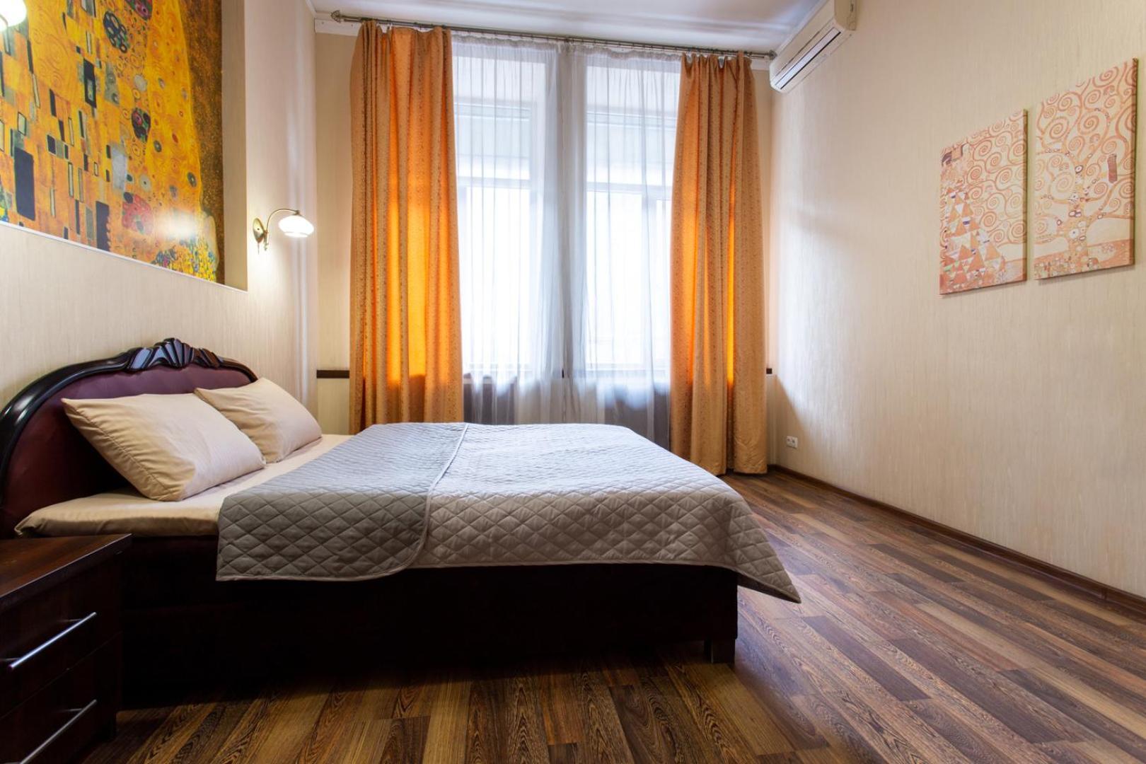 Royal Apartment On Pushkinskaya Kharkiv Eksteriør billede