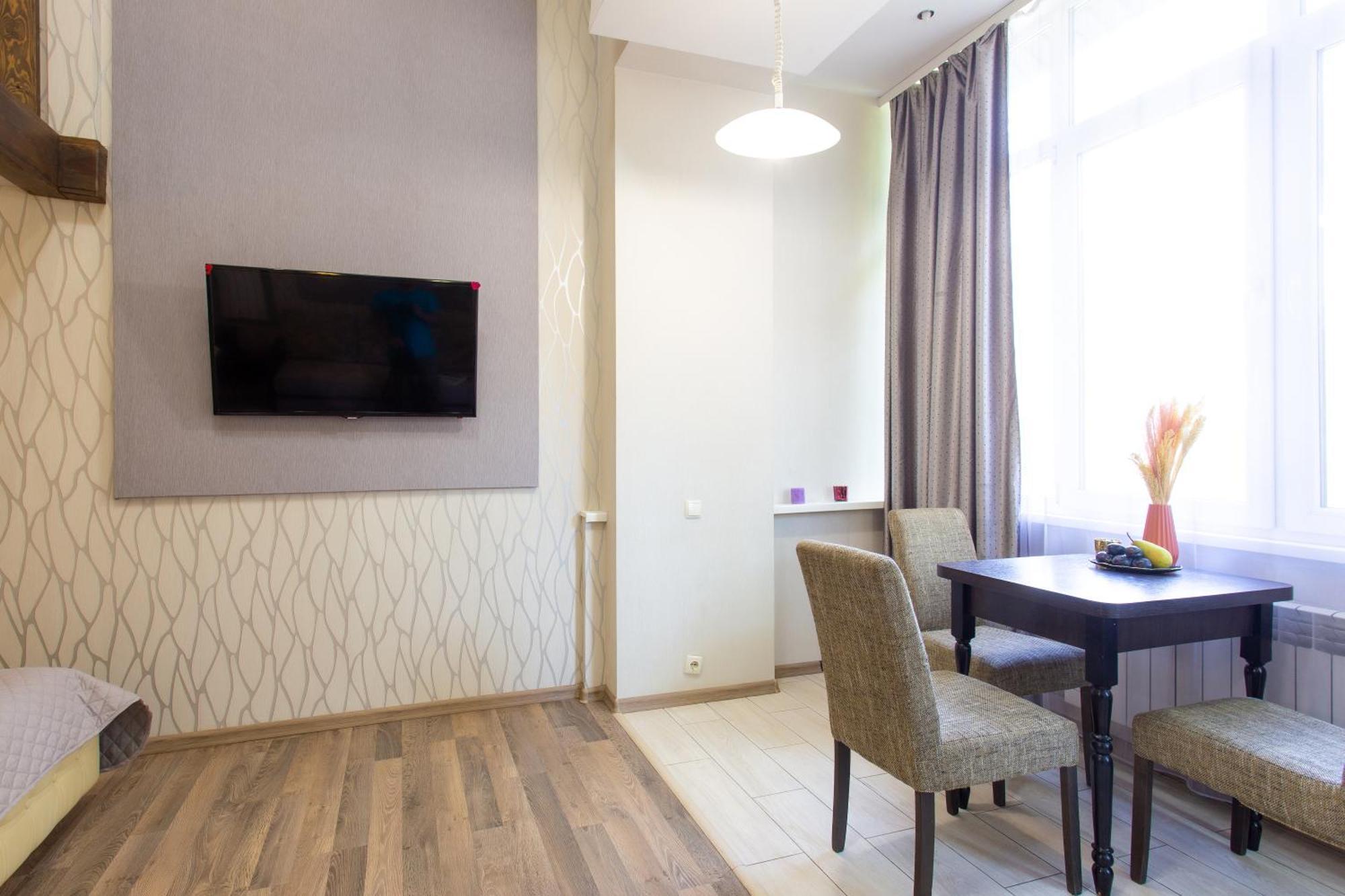 Royal Apartment On Pushkinskaya Kharkiv Eksteriør billede