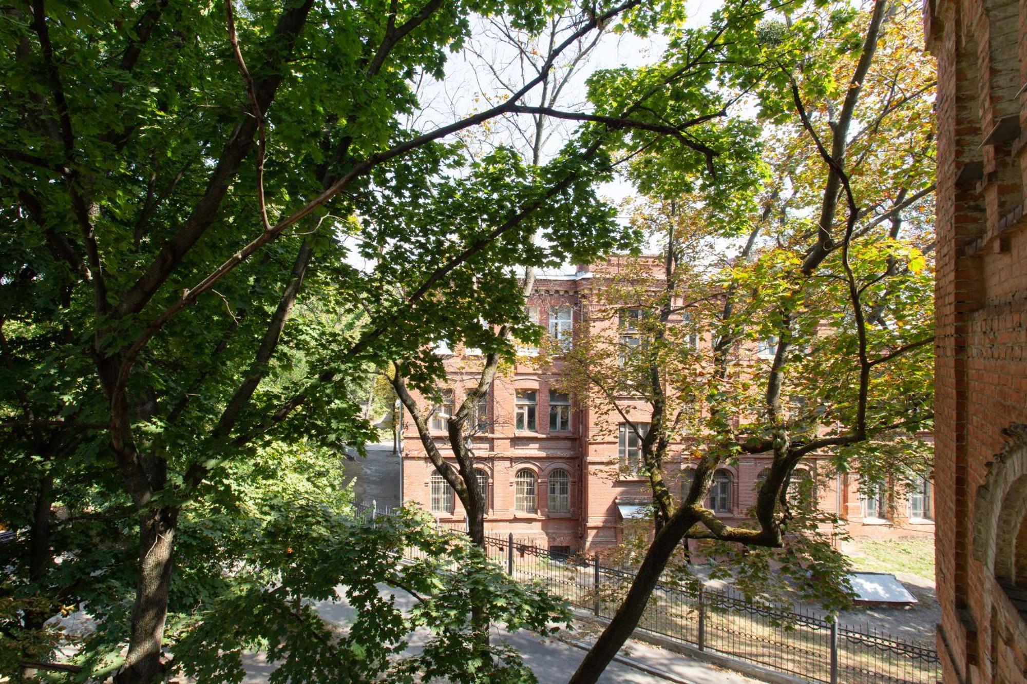 Royal Apartment On Pushkinskaya Kharkiv Eksteriør billede